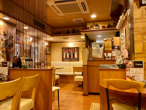 べら珈琲 栄店 店内