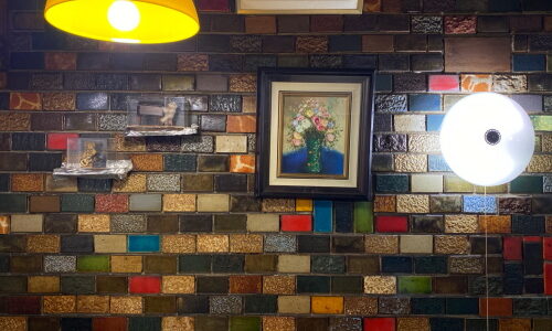 吹上『喫茶 真珠』アートなタイル壁が圧巻のレトロ純喫茶