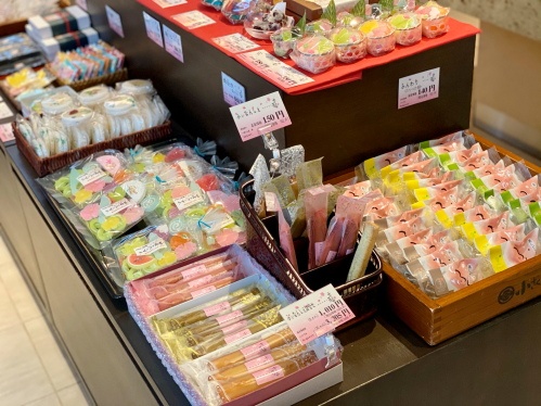 日持ちする菓子の詰め合わせ