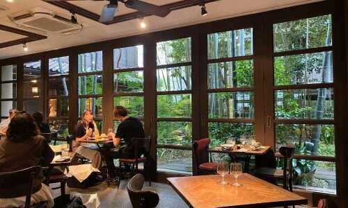 『フォーチュンガーデン京都』旧島津製作所リノベのレストランでティータイム