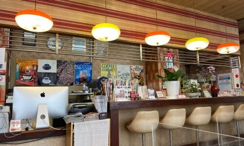豊橋『ボン千賀』かわいいがいっぱいのレトロ純喫茶でクリームソーダ