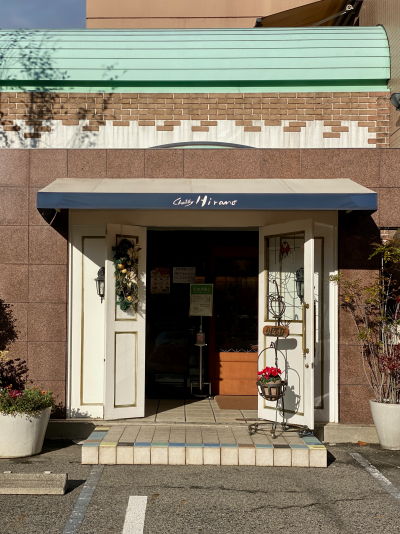 売店とカフェの入り口