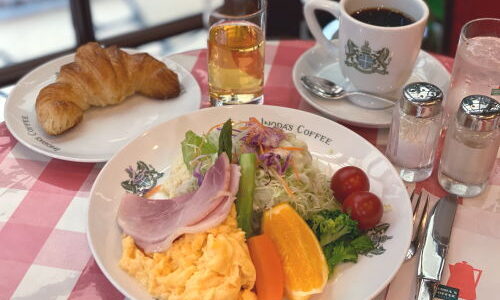 『イノダコーヒ本店』旧館ノスタルジーな空間でいただく「京の朝食」