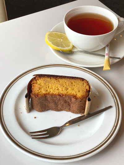 エトワールの自家製ケーキと紅茶のセット
