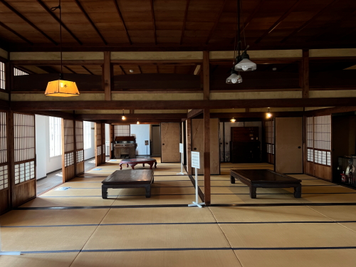 2階・3階に広がる宮大工の手による格調高い本格書院造の和室