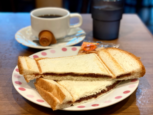 2026年再訪時の賑わうリヨン店内の様子
