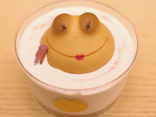春限定のほんのりピンク色が可愛いカエルのさくら風呂