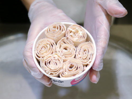 大須観音すぐ 京都発ロールアイス専門店 Rolly Sローリーズ 名古屋限定味も おいしいなごや