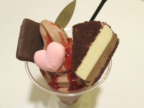 19 ショコラプロムナード Letaoルタオを満喫できる限定パフェが超豪華 おいしいなごや