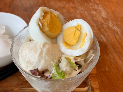 厚切りトーストと小倉あんの小鉢