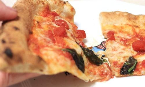 大須『ソロピッツァ ナポレターナ』世界一のビザをテイクアウト！今ならピザがお値打ちプライスだよ！