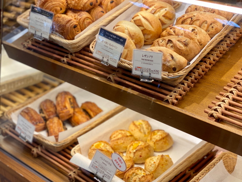 名古屋駅高島屋 メゾンカイザー パリno１の実力派クロワッサン 人気パンベスト３は おいしいなごや