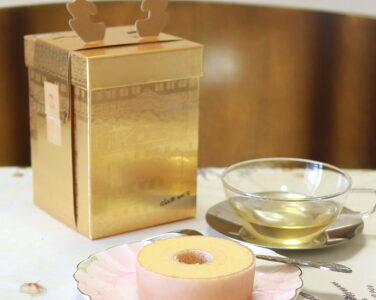 『クラブハリエ』名古屋限定パッケージ、黄金BOXに金鯱が豪華なバウムクーヘンminiお土産にぴったり