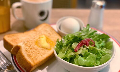 鶴舞公園『PRONTOプロント』早朝7時からモーニング！昼カフェ夜サカバの便利カフェ