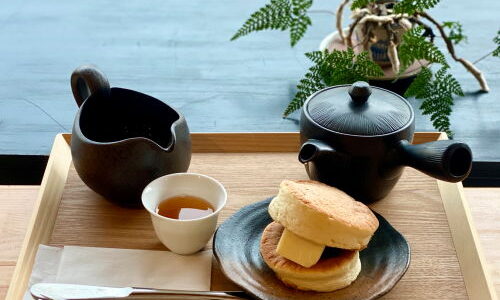 白鳥庭園内『茶寮 汐入』リニューアルした和カフェでおいしい日本茶＆ふわふわどら焼きをいただきました