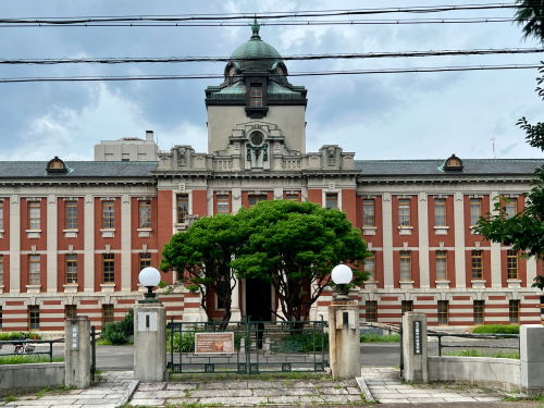 名古屋市市政資料館 ネオバロック様式の外観